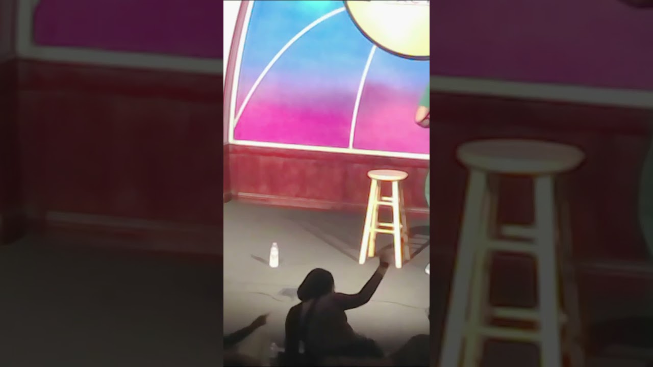ARAB WOMAN TWERKS at my show