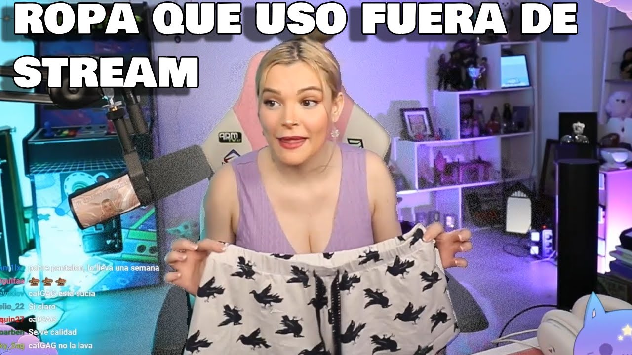 Aroyitt MUESTRA su PIJAMA que USA Fuera de Directo