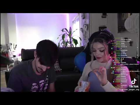 Aroyitt y Alexby ( Momento Hot) 😍😋😍