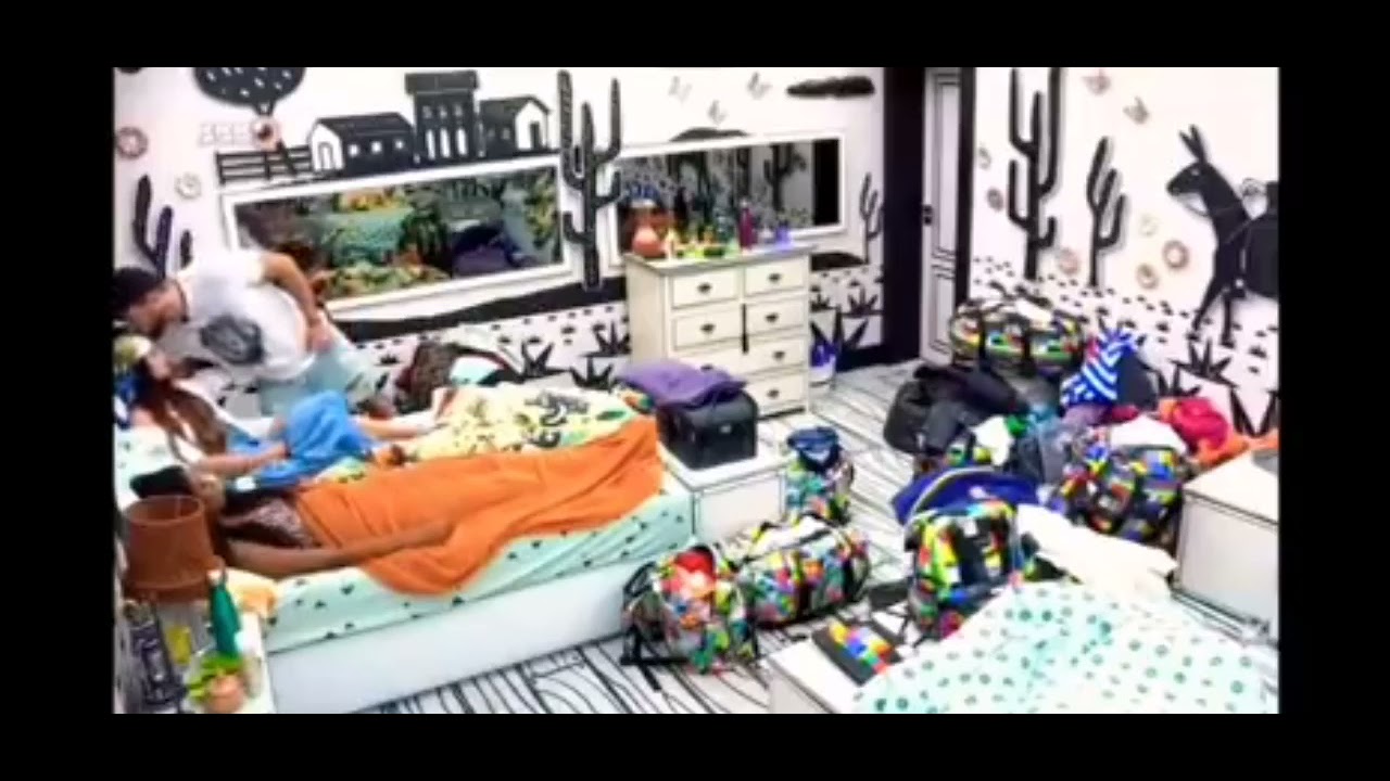 Artur da beijo em Juliette e Zoa Pocah pagou peitinho 🤣🤣