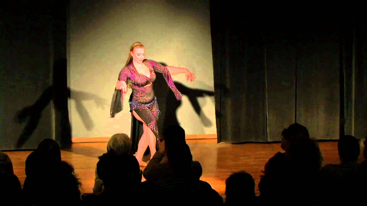 Aruena dancing beledi (balady)