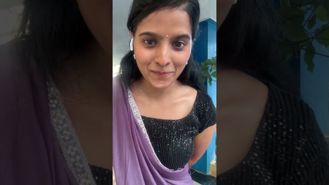 Ashu live series in saree hot 🥵🥵🤤
