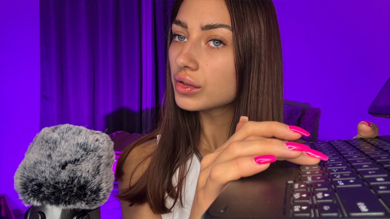 ASMR Roleplay - je te prépare ton voyage (chuchotements, clavier)