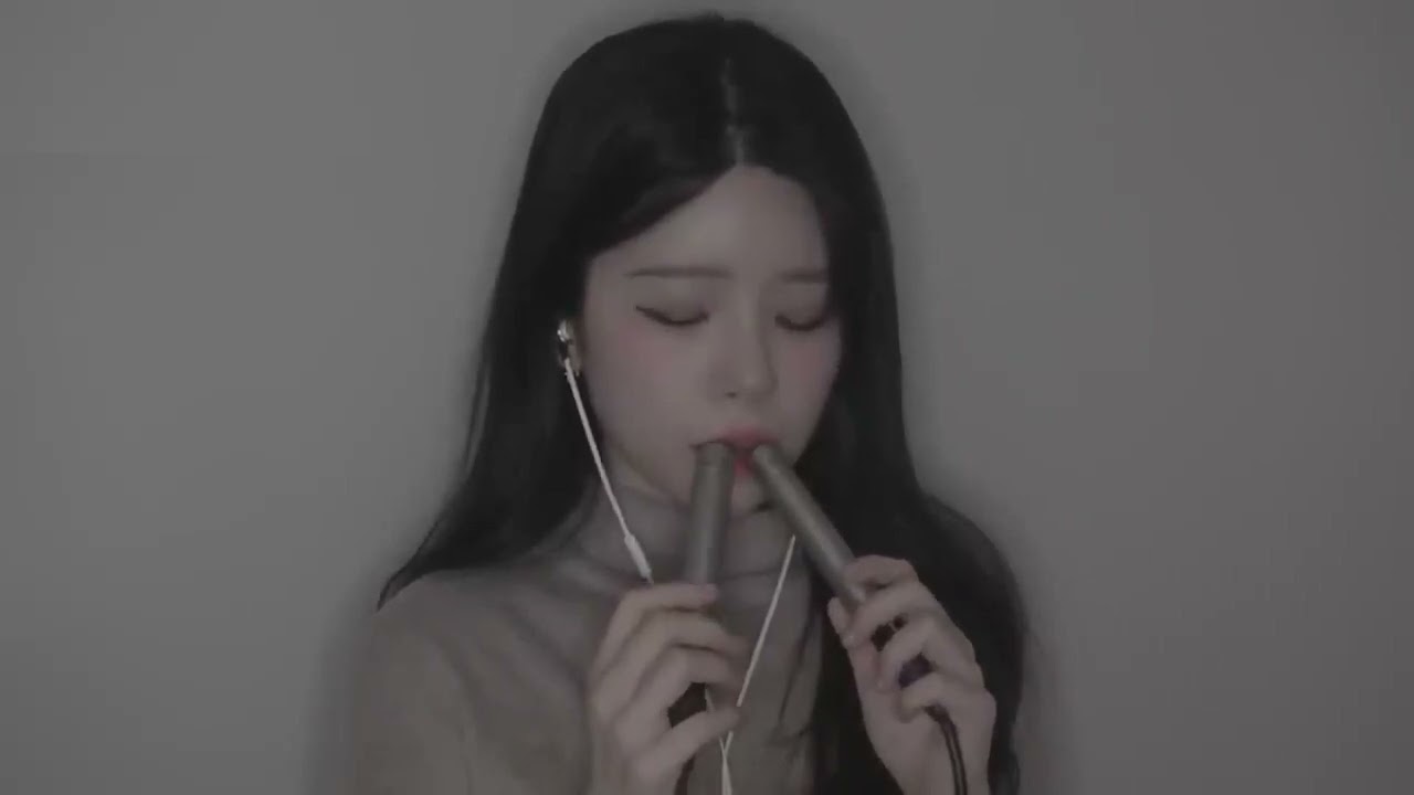 ASMR【yeonchu】纯享，使用双吸管模拟咀嚼声音，吹气声音，放松向，视听向