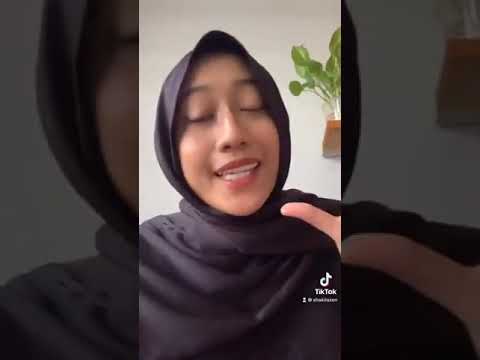 Awek Baju Hitam