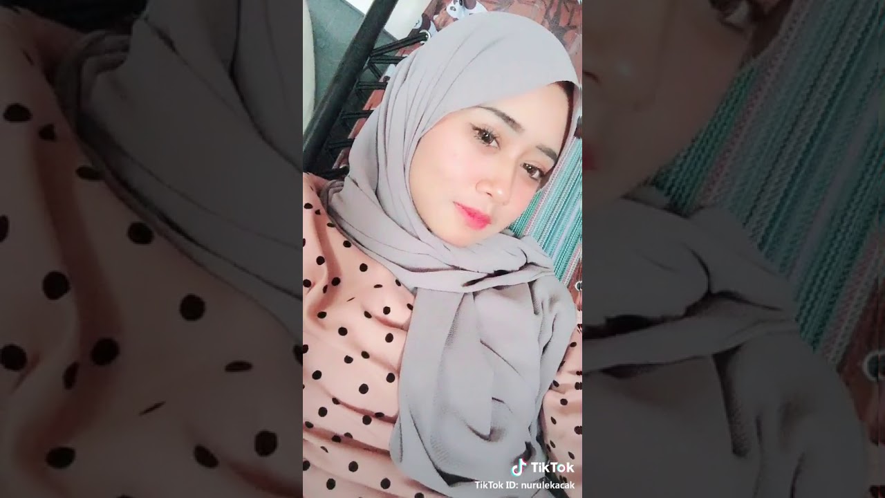 Awek Tiktok Comei