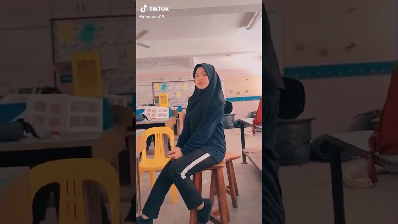 Awek tudung