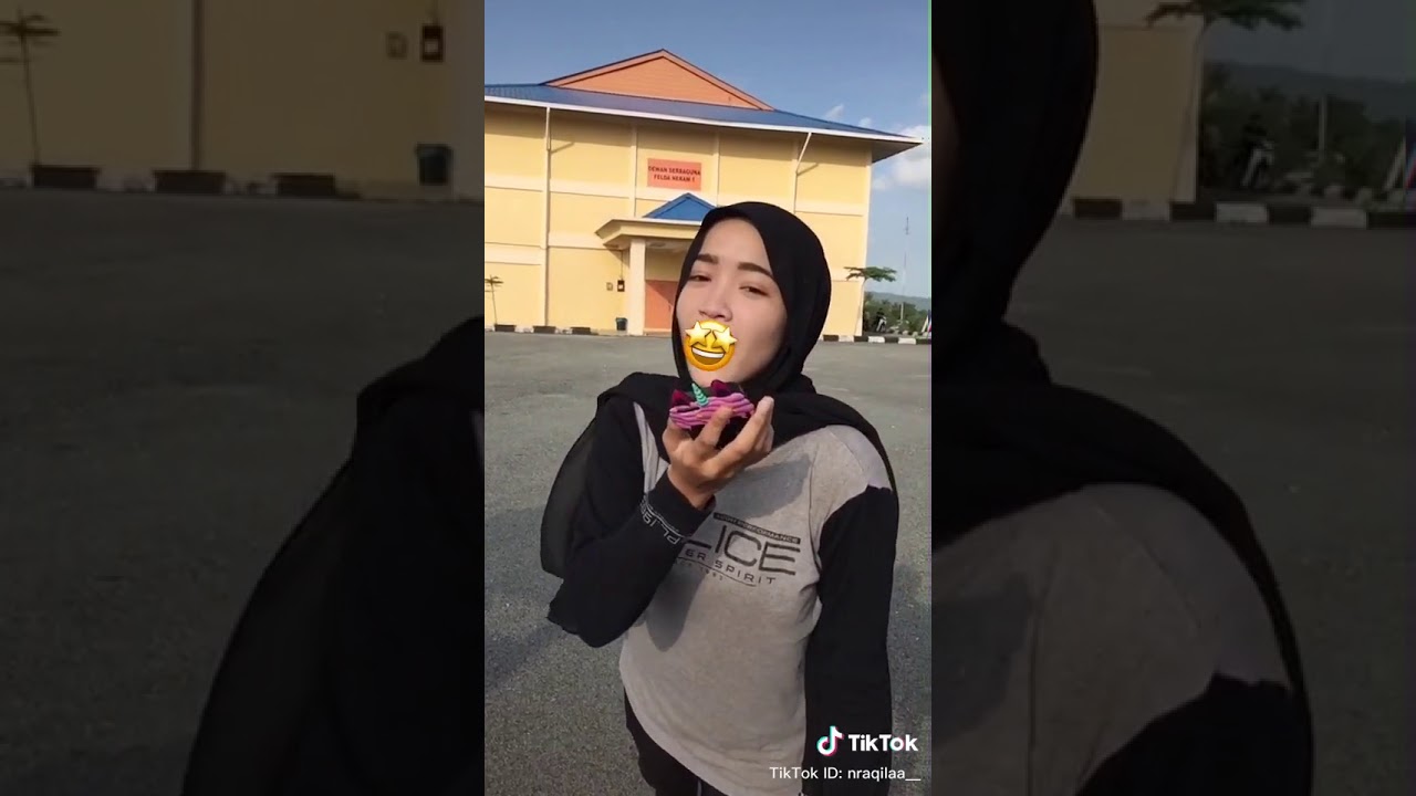 Awek tudung