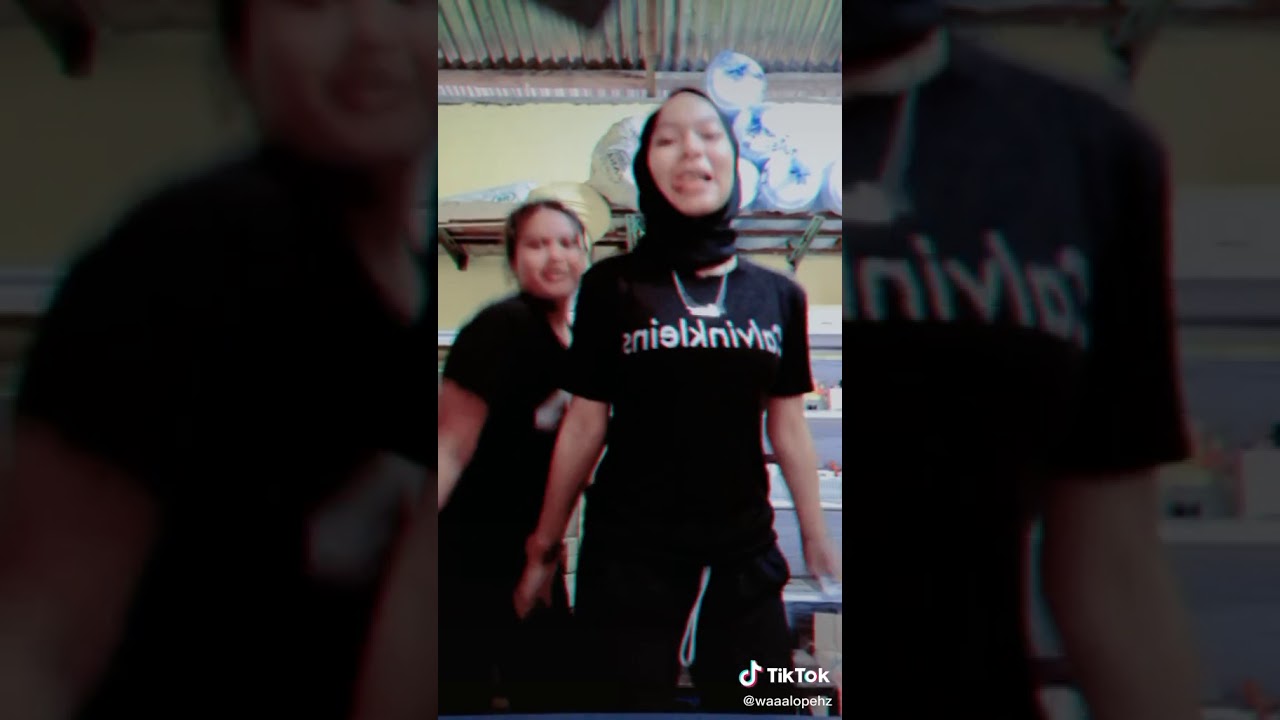 Awek tudung