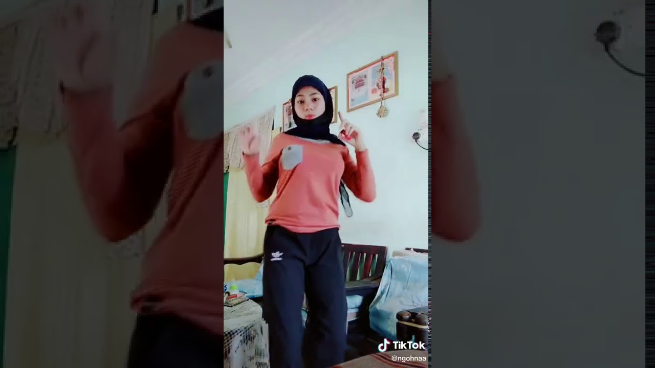 Awek tudung