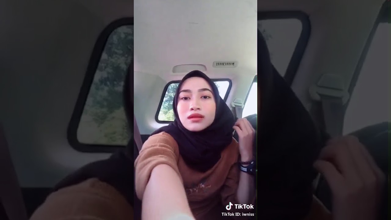 Awek tudung