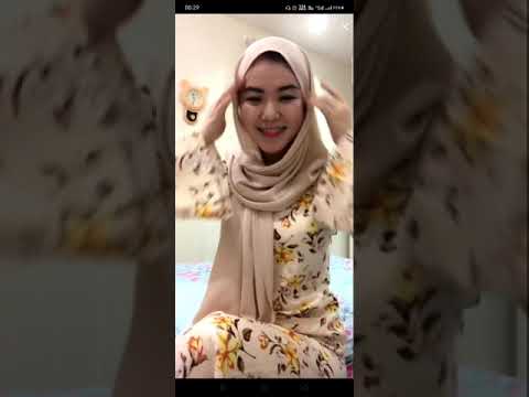 awek tudung comel