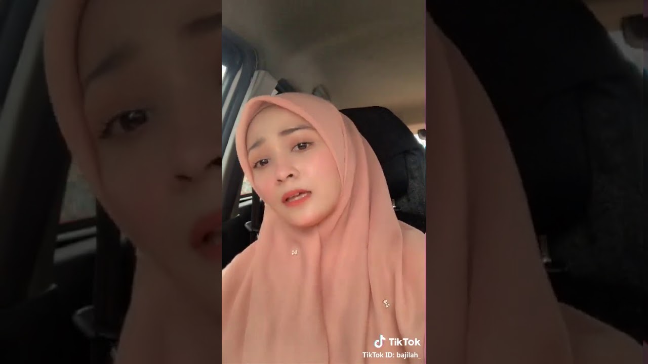 Awek tudung cute