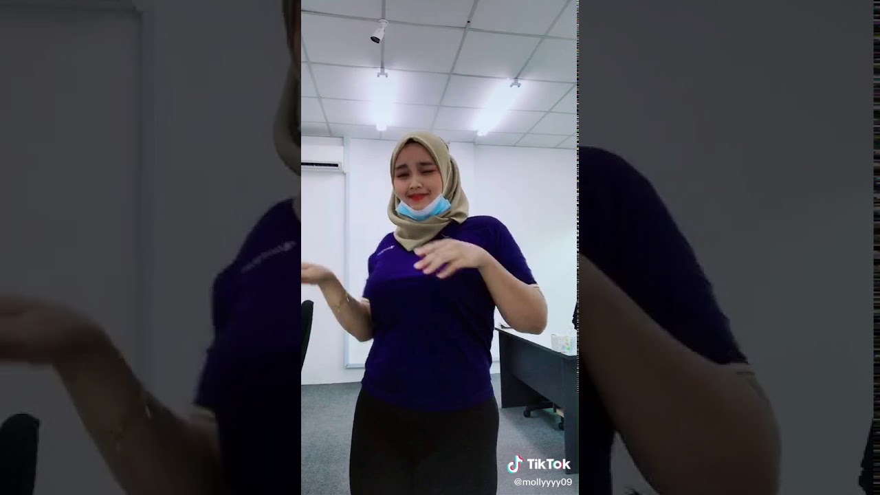 Awek tudung
