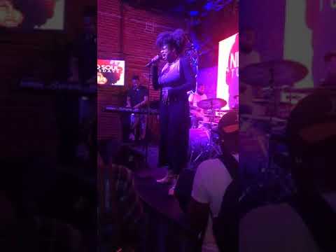 Ayana Live @ Apollo Nightclub