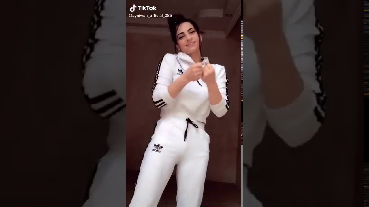 Azeri qehbe qiz xnxx sevisme2
