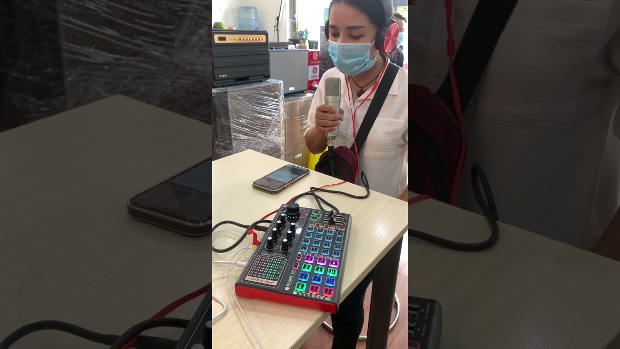 Bộ Livestream Cho Các idol Bigo K300 Kèm Mic AT100 [Hieuhien.vn]