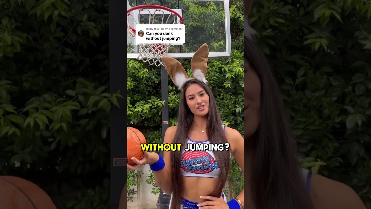 Baby Can You Dunk?🏀 #tallgirl #basketball #lolabunny