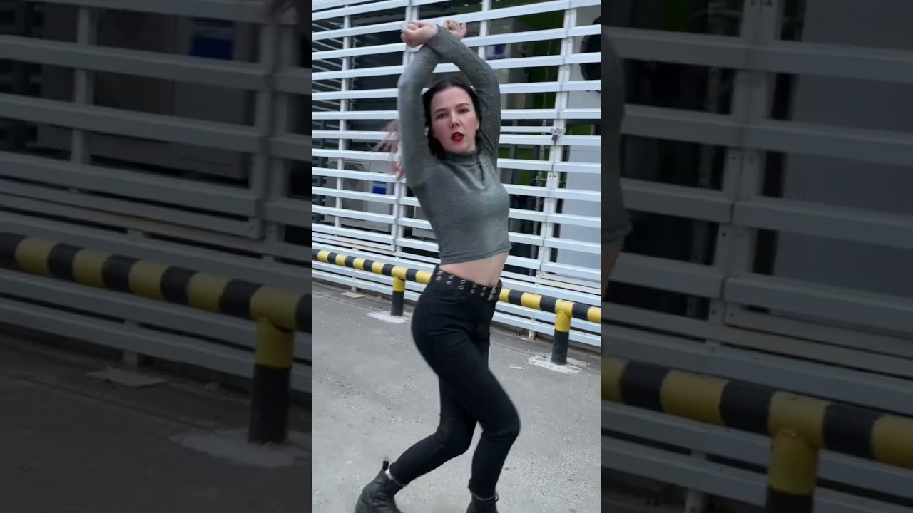 Baby, how do I look?  “Nude” by G(Idle) cover dance