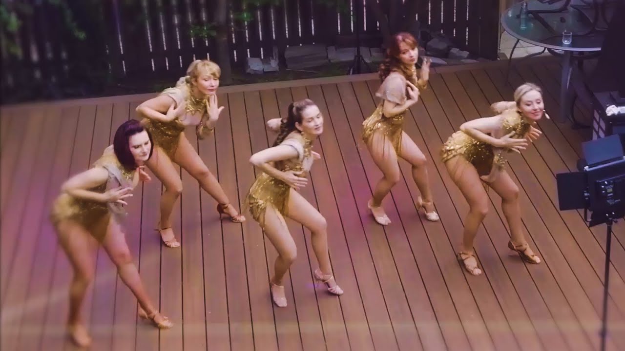 Bachata Ladies Performance
