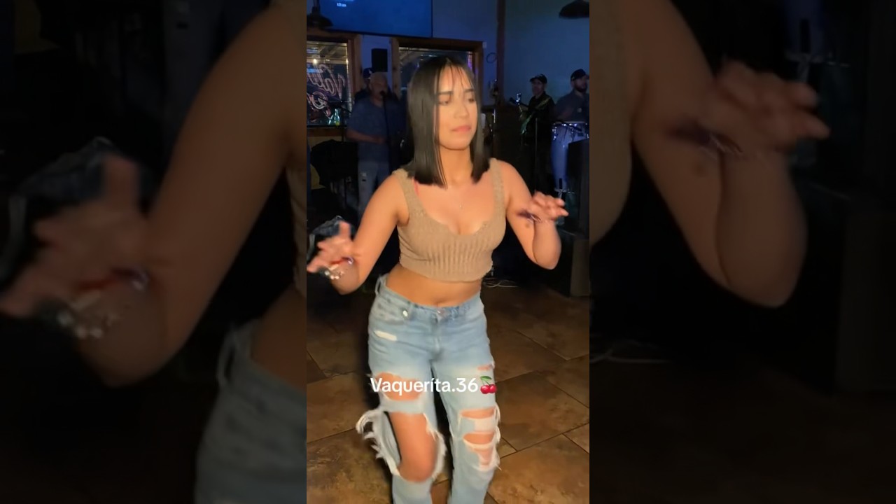Bailando un cumbion ❤️💃🏻 #cumbia #kingsdelwepa #baile #baileurbano