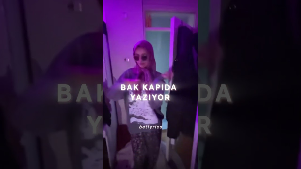Bak kapıda yazıyor 10 numara #lyricvideo #keşfet