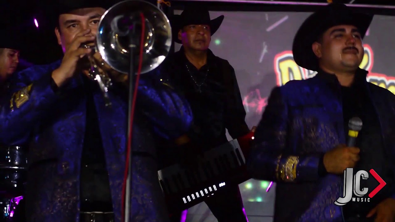Banda Descarga-Popurri Cumbias(session live)