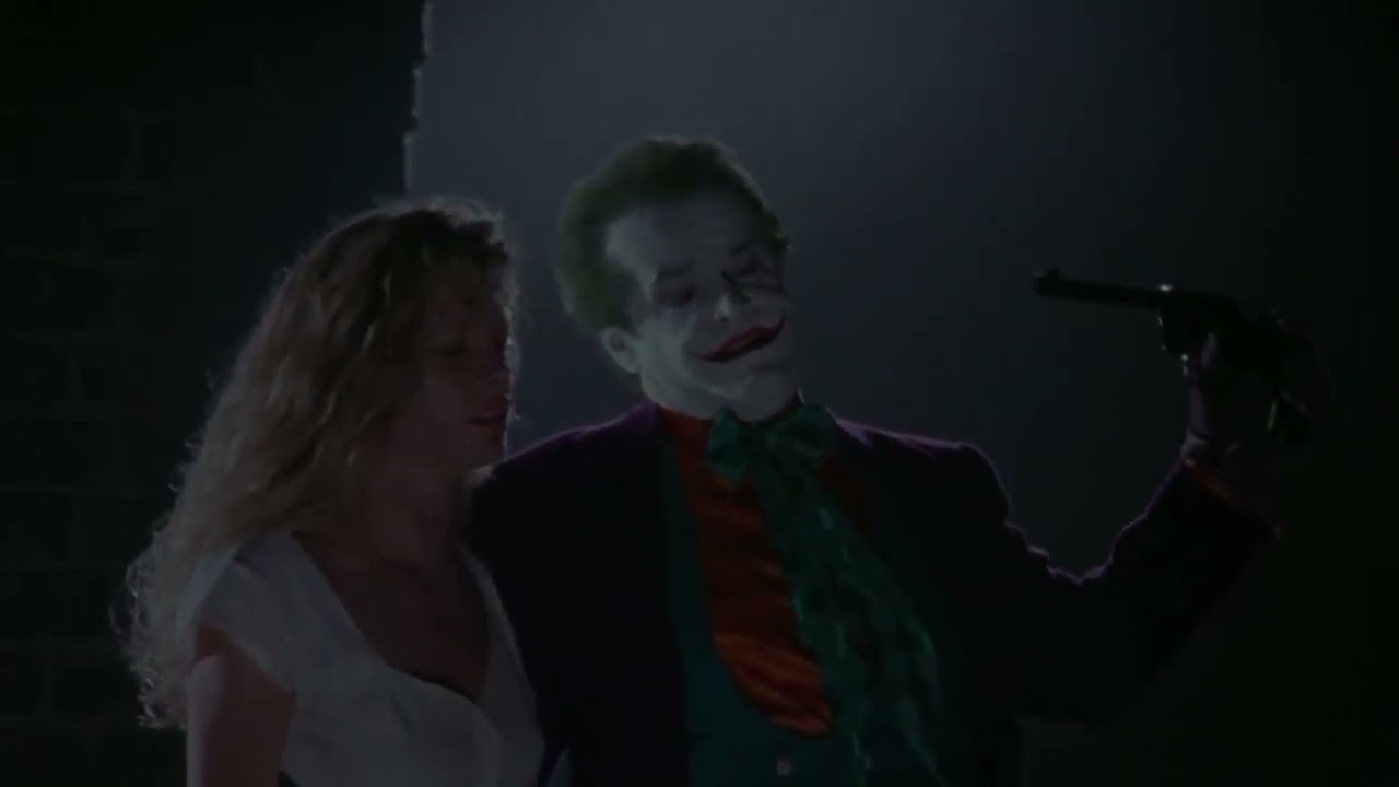 BATMAN (1989) Lotta in cattedrale