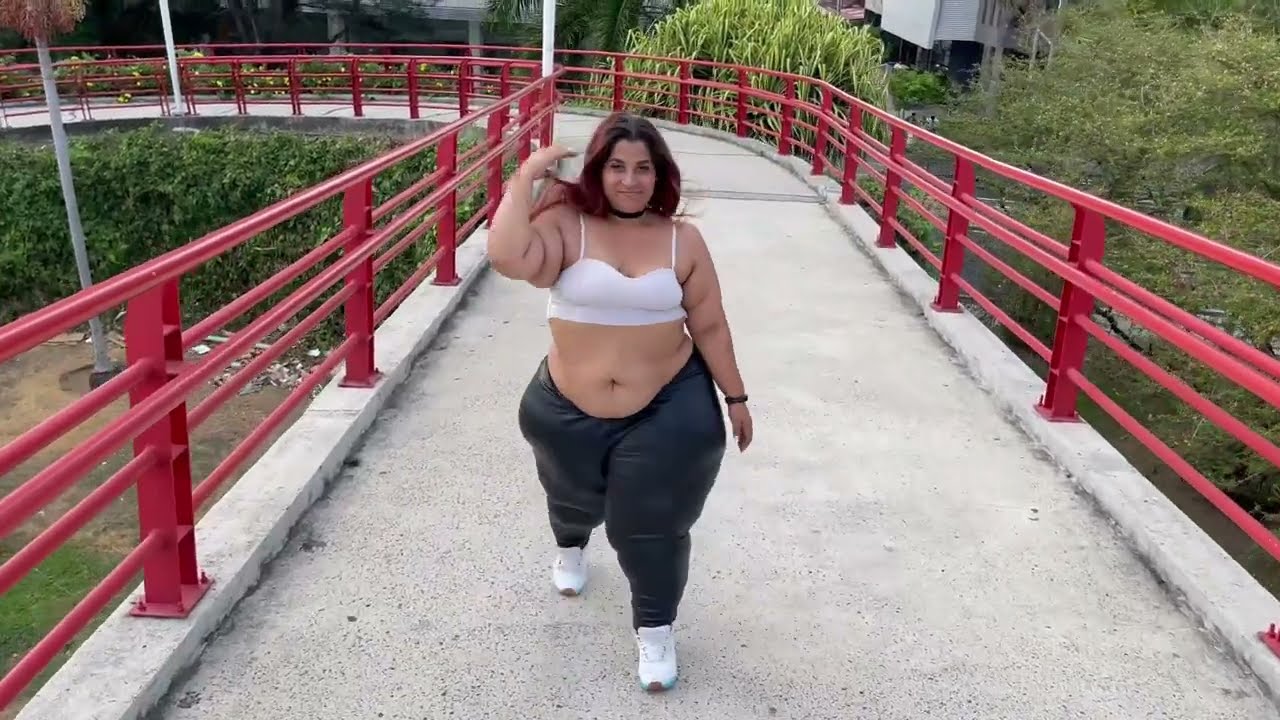 bbw ssbbw emmapear heavy body feedee curvage weight gain ussbbw feederism bigass voluptuous silhouet