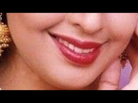 Beautiful Actress Nagma Vertical closeup | Beauties Closeup