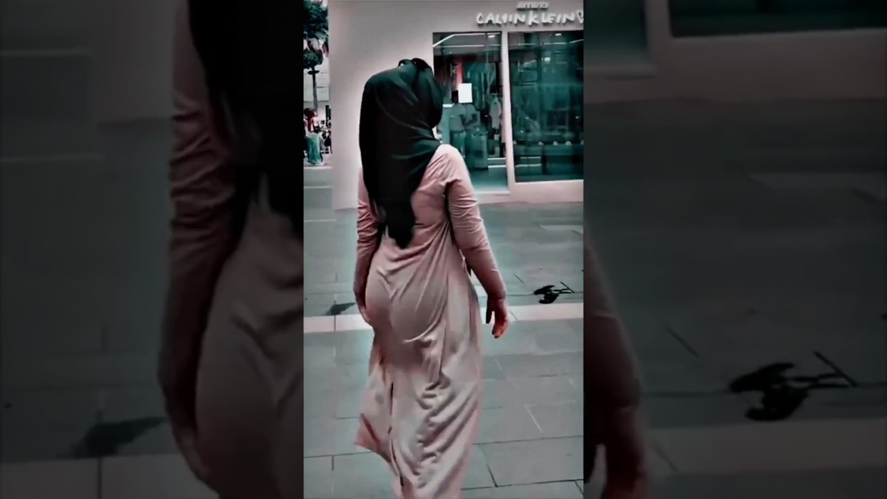 Beautiful Hijab Girl Cat walking 😍😋❤️ #hijabi #catwalk #hijabigirlstatus