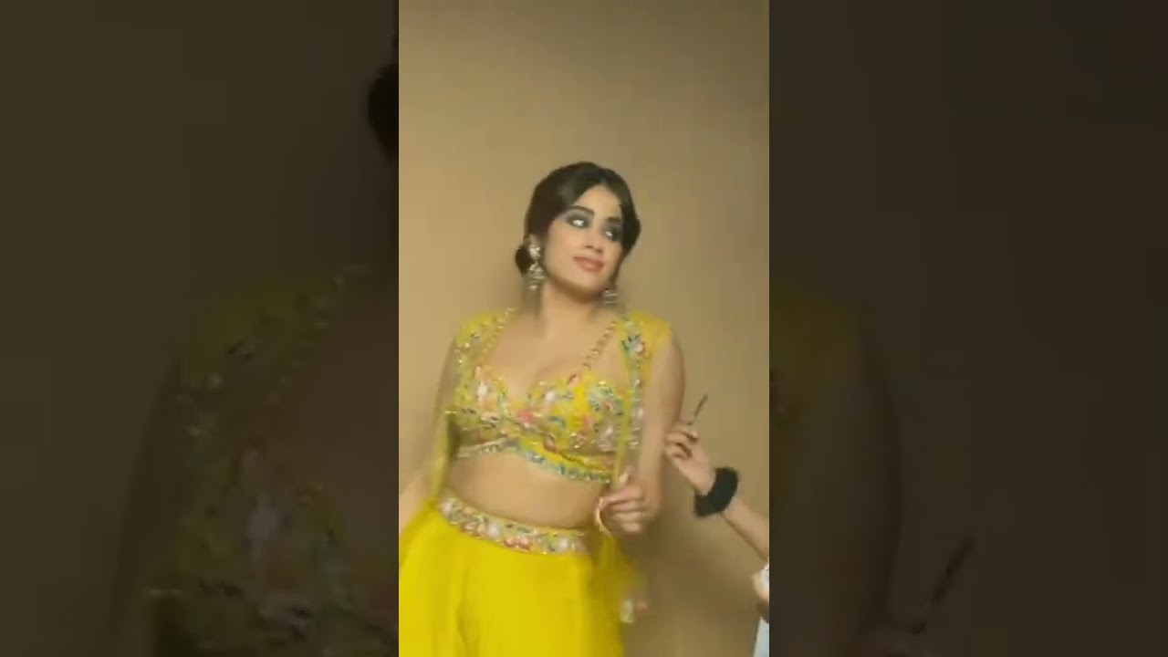 Beautiful Janhvi Kapoor #shorts #janhvikapoor #boobs