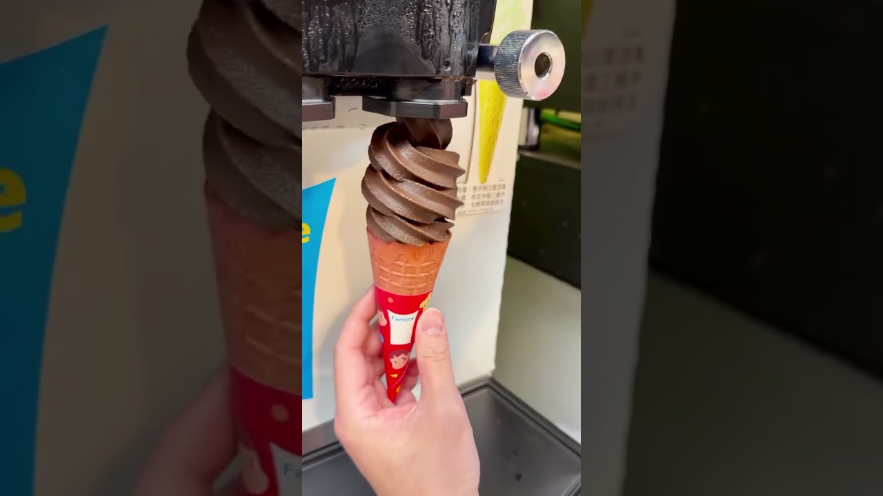 全家巧克力霜淇淋回歸！搭檔不二家聯名，還有草莓霜淇淋🍦｜Beauty美人圈