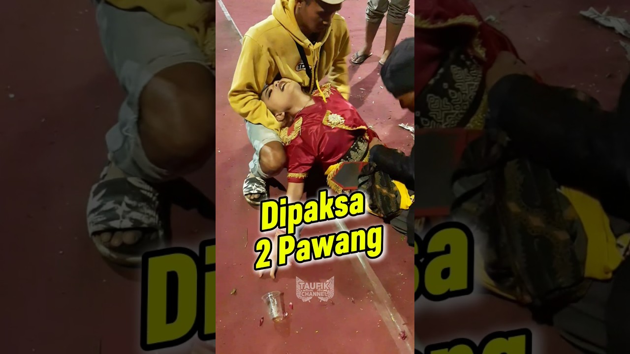 Belum Keluar Sudah Menjerit ‼️ penyembuhan cewek kesurupan #jaranan #kesurupan #viralvideo