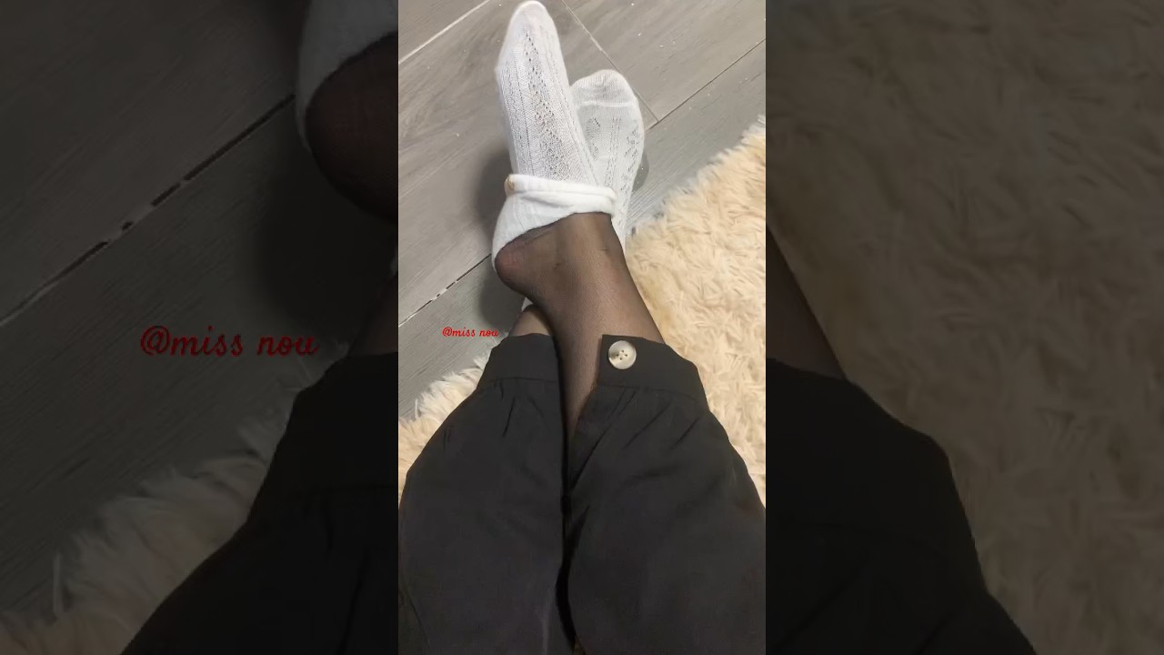 Best feet on youtube | black pantyhose#feet #fashionablefeet #footmodel #footwear #beauty