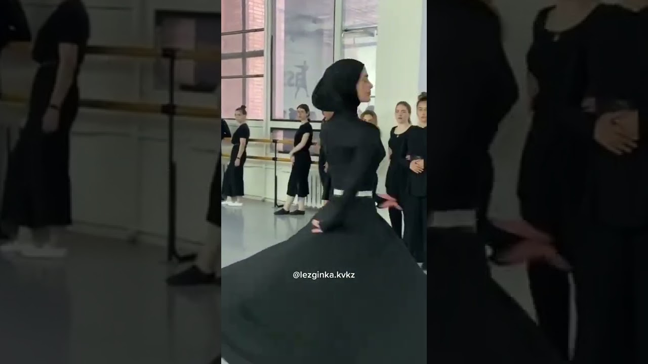 Best Muslim Ballerina stunt😍 #shorts #youtubeshorts #fyp #islam #muslim #dance