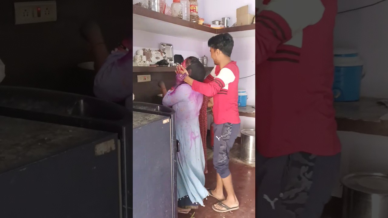 bhabhi ke sath Holi 🤗 #happyholi #trending #youtubeshorts #viral