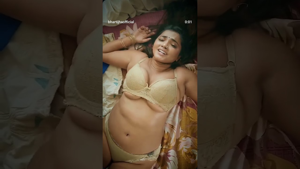 #bharti jha big boobs #BhartiJha#IndianActress#Trending#Bollywood#Entertainment#Celebrity