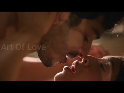 Bhumi Pednekar Bold Romantic Scene | The Royals Netflix | Art of Love