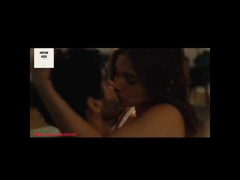 Bhumi Pednekar hot kiss The Royals Part-1 Netflix romantic seduction video