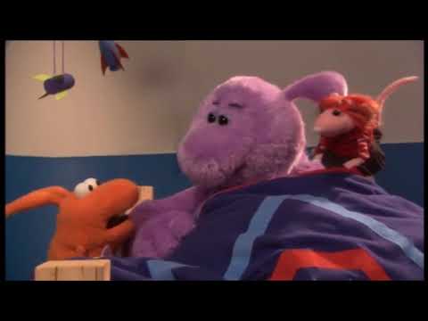 Big and Small Season 1 Episode 15 - The Big Sneeze