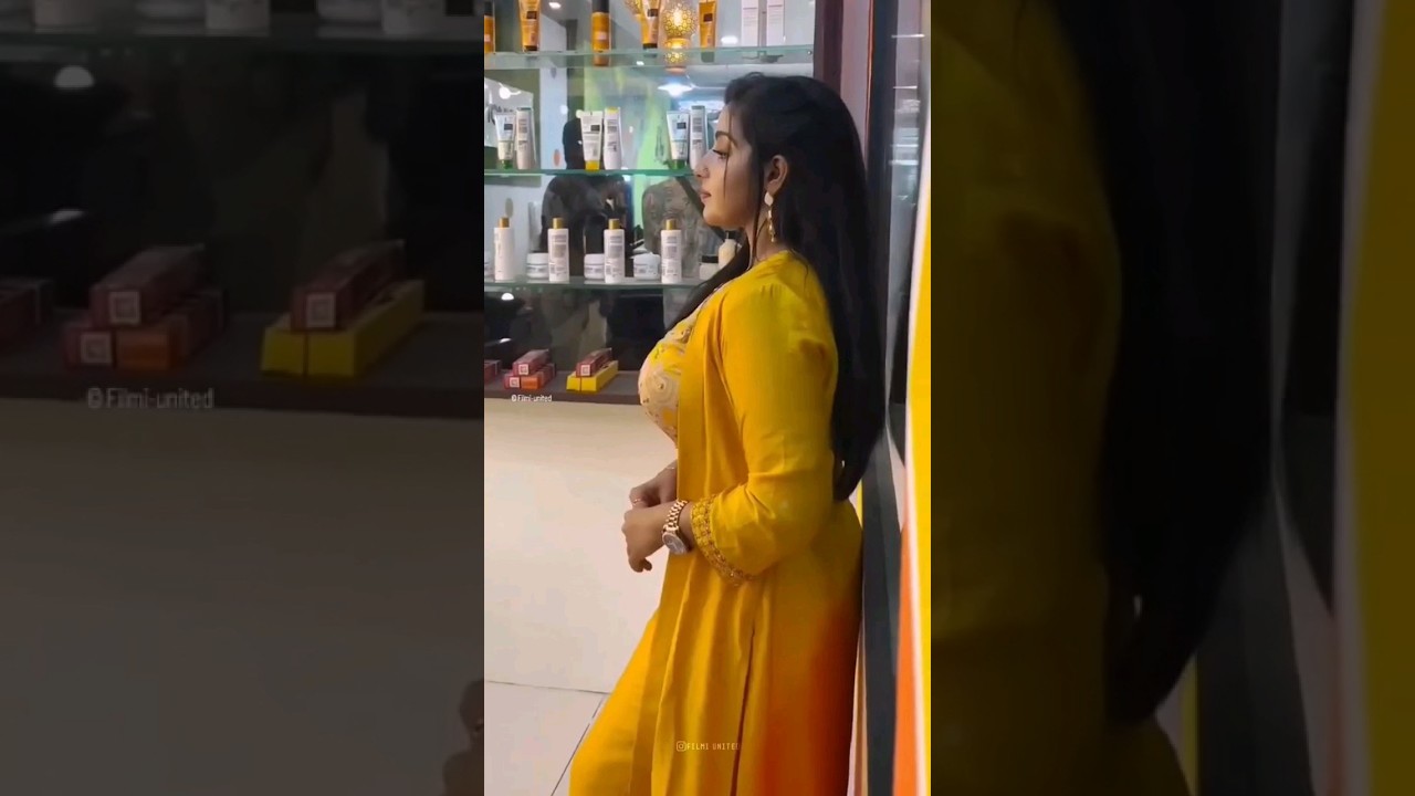 Big B**Bs Hot Model Viral  #viral #live #tiktok #dance #music #lol #desi #love #romance #subscribe