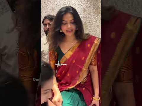 Bigg Boss Divi Vadthya Grand Opening Vakula Silks At Miyapur #viralvideo #shorts