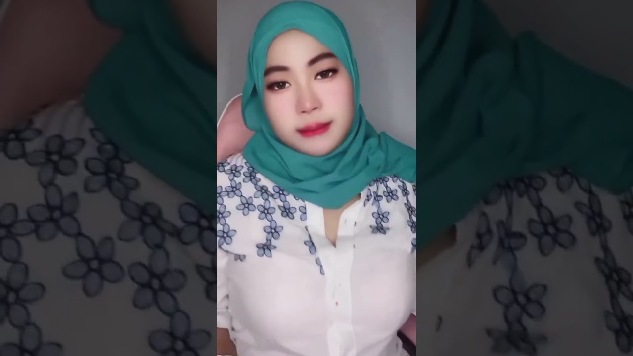 Bigo hot hijab bunda sange