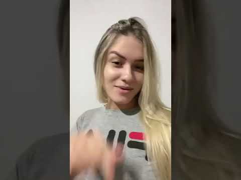 bigo live loirinha muito gata pagando peitinho #Shorts