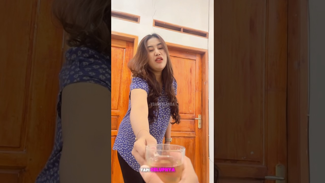 BIKIN TEH CELUP🤪 #comedy #couple #yoanyolanda