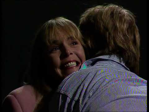 Birds of a Feather (1989) - Christmas Special 1 - Sailing