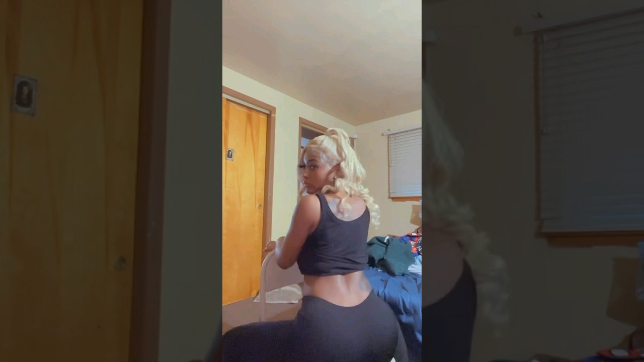 blonde black girl farts on chair 🪑🪑🍑💨💨 #girlfarts #fart #farts #farting #gassy