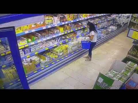 BİM de HIRSIZLIK ELİNİ KOLUNU SALLAYA SALLAYA ÇIKIYOR