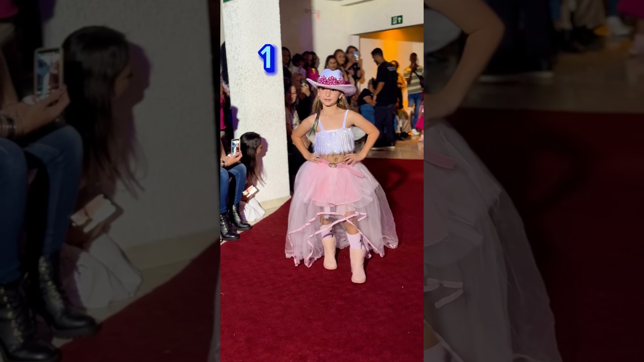 Boiadeira - qual você gostou mais? #dance #shorts #desfile #show